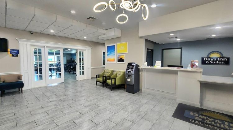 Days Inn & Suites Galveston West/Seawall Lobby