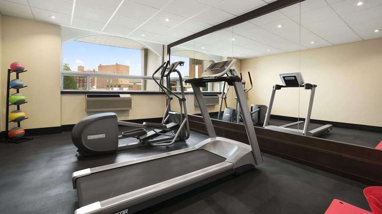 <b>Days Inn & Suites North Bay Health</b>. Images powered by <a href="https://iceportal.shijigroup.com/" title="IcePortal" target="_blank">IcePortal</a>.