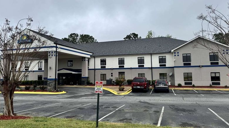 <b>Days Inn Mauldin/Greenville Exterior</b>. Images powered by <a href="https://iceportal.shijigroup.com/" title="IcePortal" target="_blank">IcePortal</a>.