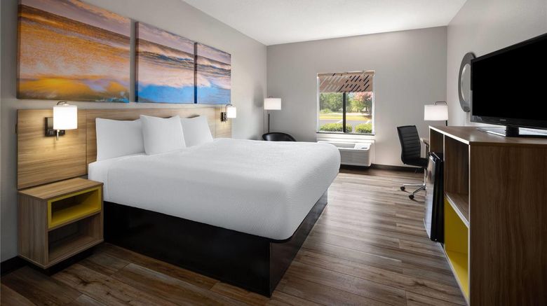 <b>Days Inn Mauldin/Greenville Room</b>. Images powered by <a href="https://iceportal.shijigroup.com/" title="IcePortal" target="_blank">IcePortal</a>.