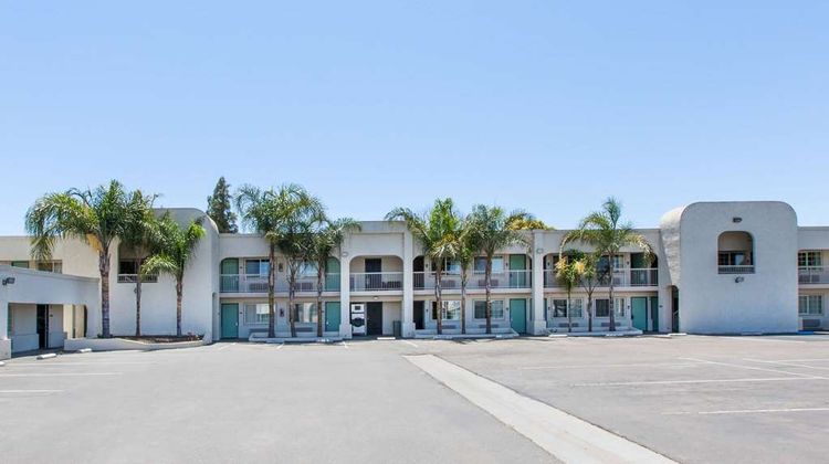 Travelodge Los Banos Exterior
