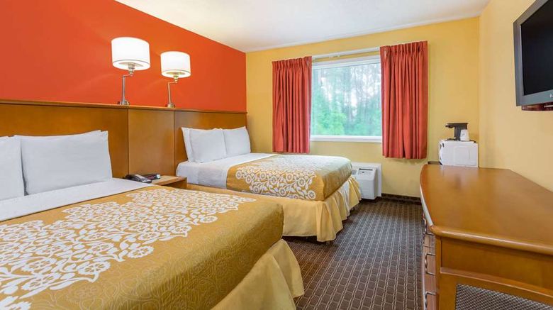 <b>Days Inn Chincoteague Island Room</b>. Images powered by <a href="https://iceportal.shijigroup.com/" title="IcePortal" target="_blank">IcePortal</a>.