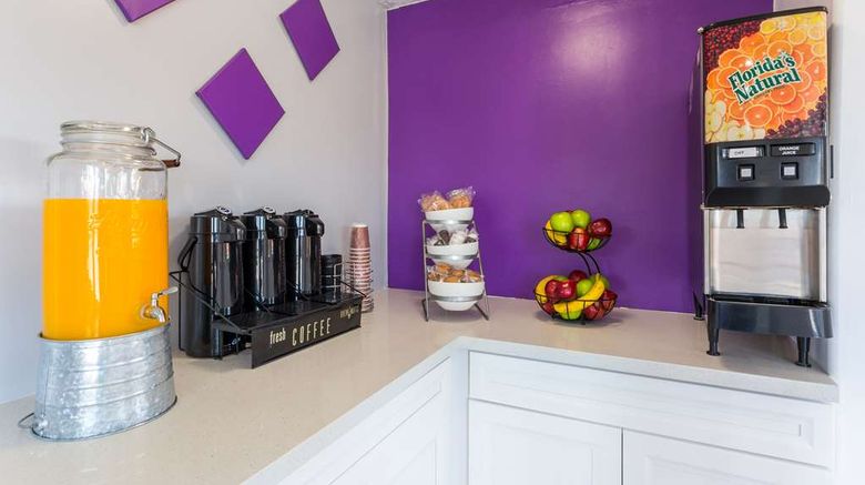 <b>Knights Inn & Suites Yuma Restaurant</b>. Images powered by <a href="https://iceportal.shijigroup.com/" title="IcePortal" target="_blank">IcePortal</a>.