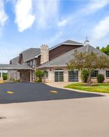 Days Inn & Suites Kaukauna WI