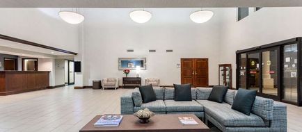 Wingate by Wyndham High Point Lobby