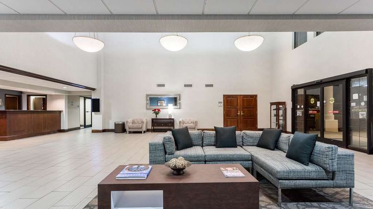 Wingate by Wyndham High Point Lobby