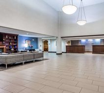 Wingate by Wyndham High Point Lobby