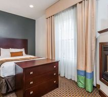 Wingate by Wyndham High Point Room