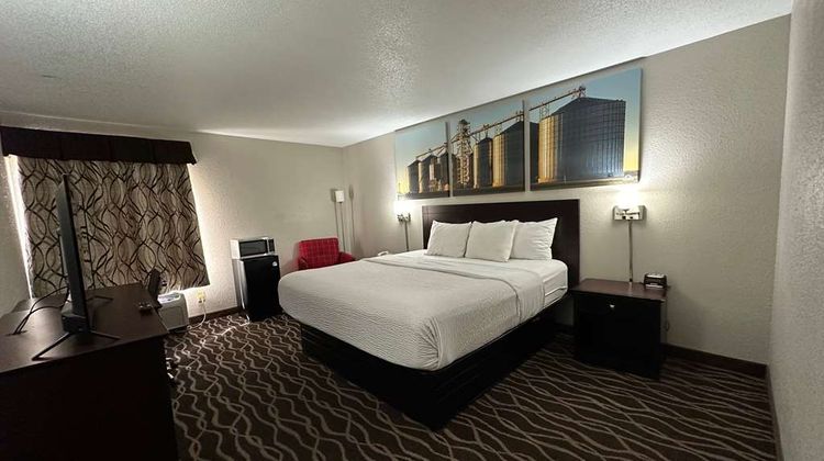 Days Inn & Suites Casey Room