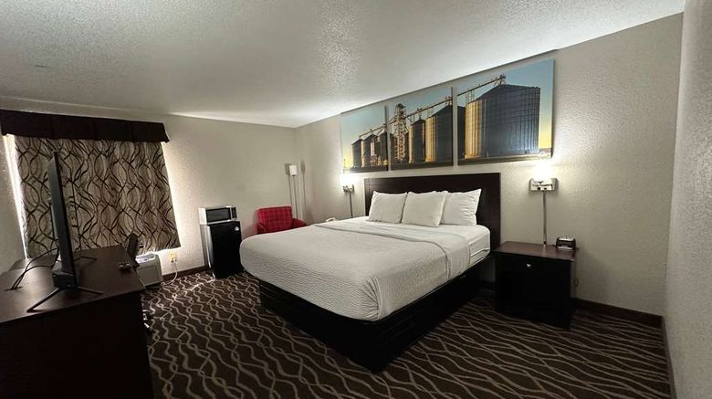 <b>Days Inn & Suites Casey Room</b>. Images powered by <a href="https://iceportal.shijigroup.com/" title="IcePortal" target="_blank">IcePortal</a>.