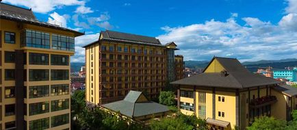 Ramada Plaza Xishuangbanna Exterior