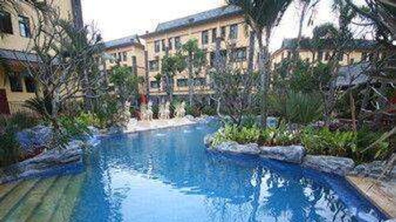 <b>Ramada Plaza Xishuangbanna Pool</b>. Images powered by <a href="https://iceportal.shijigroup.com/" title="IcePortal" target="_blank">IcePortal</a>.