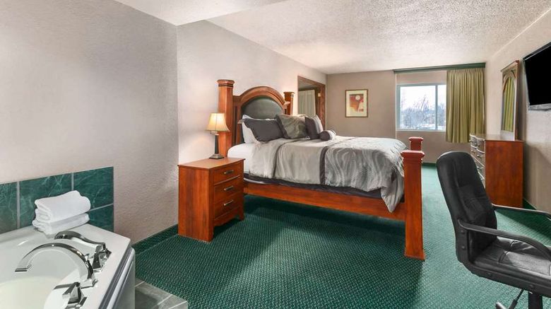 <b>Ramada Bismarck Suite</b>. Images powered by <a href="https://iceportal.shijigroup.com/" title="IcePortal" target="_blank">IcePortal</a>.
