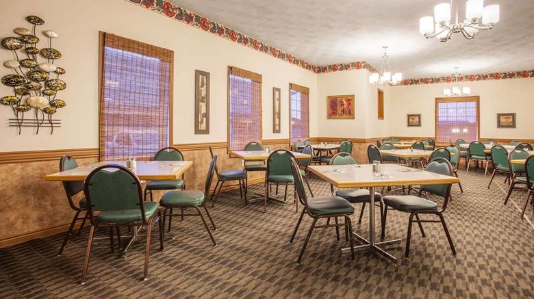 <b>Knights Inn Woodstock Restaurant</b>. Images powered by <a href="https://iceportal.shijigroup.com/" title="IcePortal" target="_blank">IcePortal</a>.