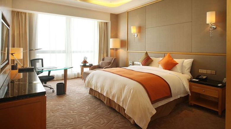<b>Wyndham Grand Plaza Royale Changsheng Room</b>. Images powered by <a href="https://iceportal.shijigroup.com/" title="IcePortal" target="_blank">IcePortal</a>.