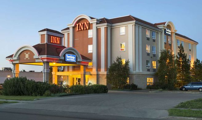 Travelodge Spruce Grove Exterior
