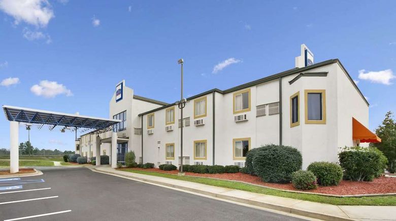 Howard Johnson Tifton Exterior. Images powered by <a href="https://iceportal.shijigroup.com" target="_blank" rel="noopener">Ice Portal</a>.
