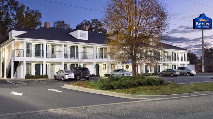 Baymont Inn & Suites Eufaula Exterior