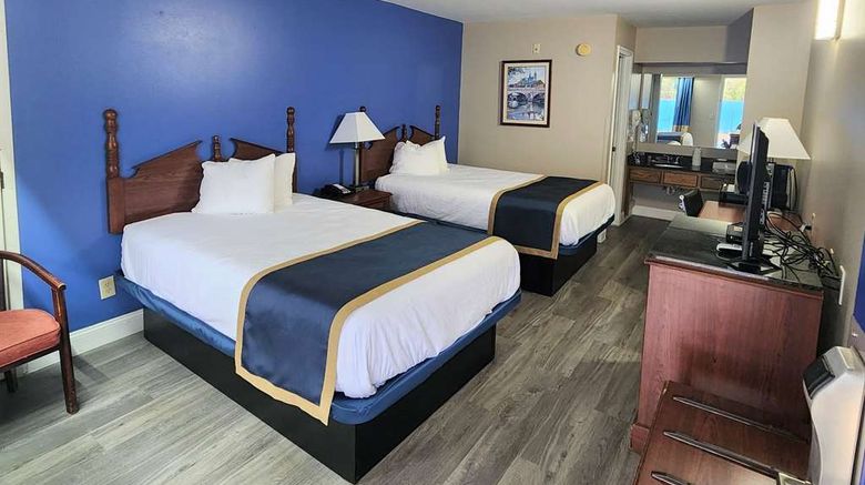 <b>Baymont Inn & Suites Eufaula Room</b>. Images powered by <a href="https://iceportal.shijigroup.com/" title="IcePortal" target="_blank">IcePortal</a>.