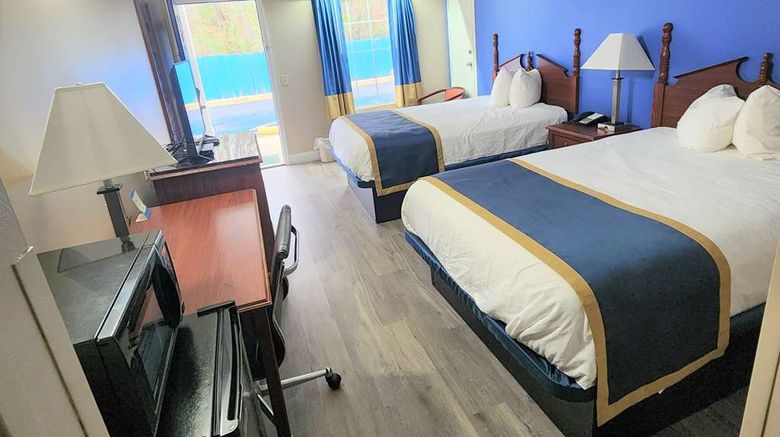 <b>Baymont Inn & Suites Eufaula Room</b>. Images powered by <a href="https://iceportal.shijigroup.com/" title="IcePortal" target="_blank">IcePortal</a>.