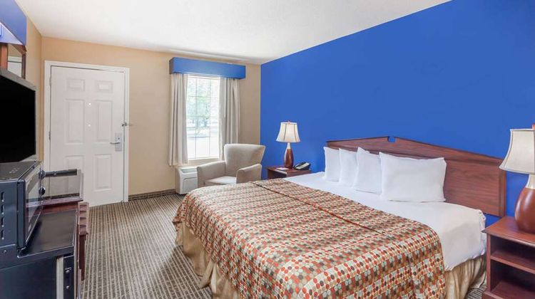 Baymont Inn/Stes Florence/Muscle Shoals Room