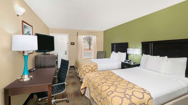 <b>Baymont Inn & Suites Prattville Room</b>. Images powered by <a href="https://iceportal.shijigroup.com/" title="IcePortal" target="_blank">IcePortal</a>.