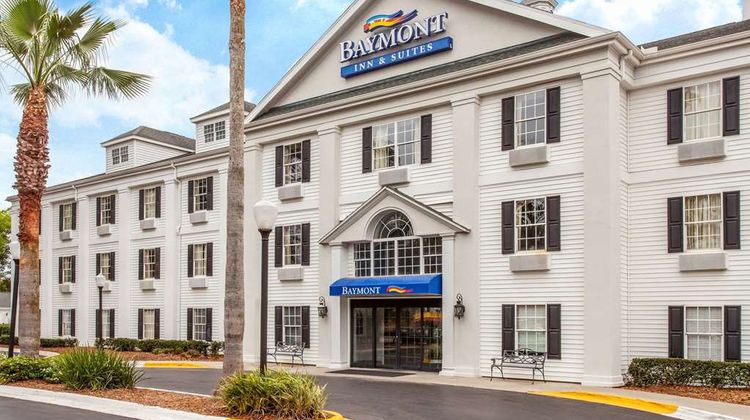 Baymont Inn & Suites Jacksonville Exterior
