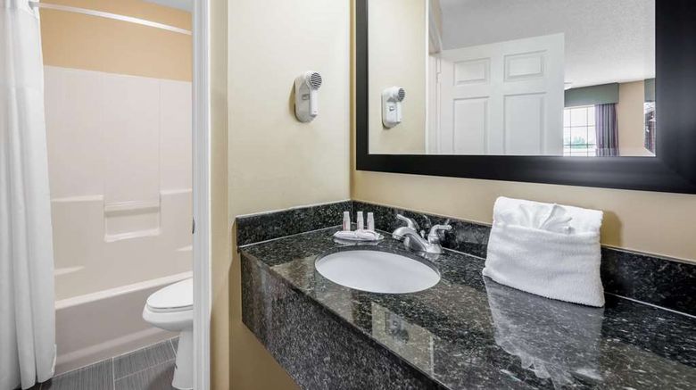 <b>Howard Johnson Dalton Room</b>. Images powered by <a href="https://iceportal.shijigroup.com/" title="IcePortal" target="_blank">IcePortal</a>.