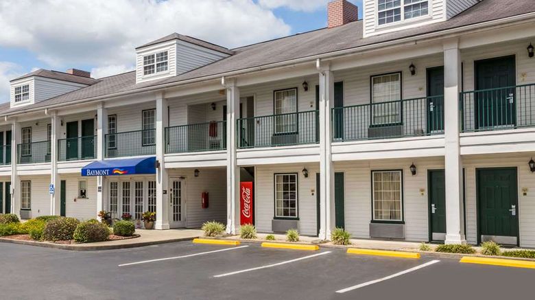 <b>Baymont Inn & Suites Waycross Exterior</b>. Images powered by <a href="https://iceportal.shijigroup.com/" title="IcePortal" target="_blank">IcePortal</a>.