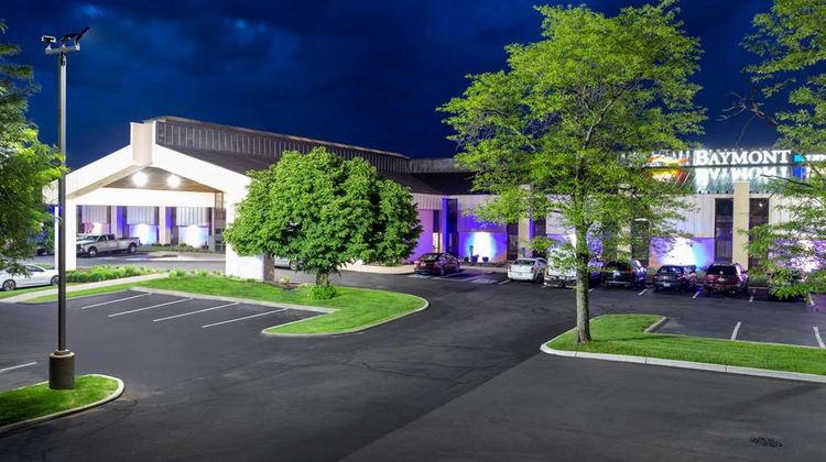 Baymont Inn & Suites Elkhart Exterior