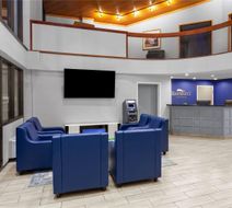 Baymont Inn & Suites Indianapolis South Lobby