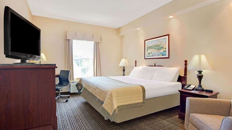 Baymont Inn & Suites, Pearl Room