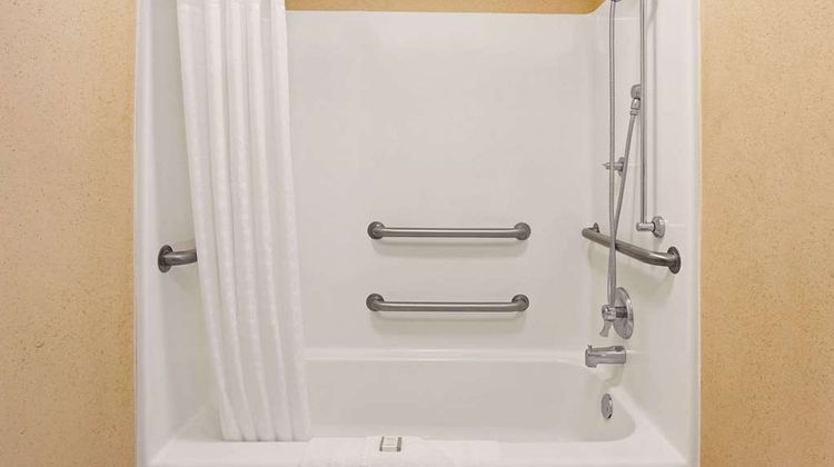 Baymont Inn & Suites, Pearl Room
