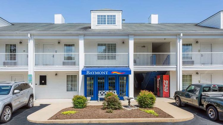 Baymont Inn & Suites Eden Exterior