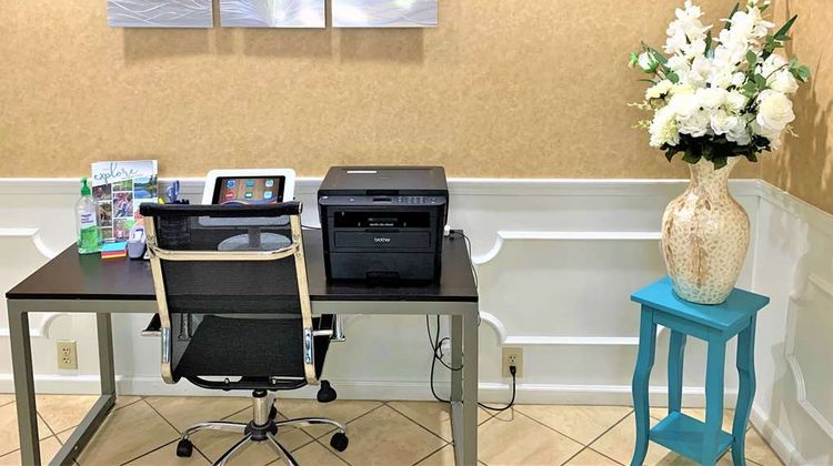 Baymont Inn & Suites Eden Other