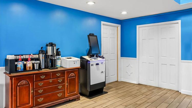 Baymont Inn & Suites, Forest City Other