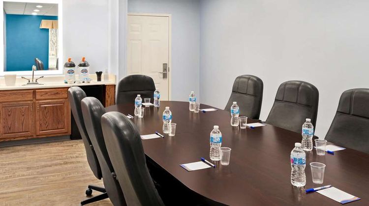 Baymont Inn & Suites Henderson Oxford Meeting