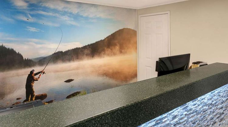 Baymont Inn & Suites Henderson Oxford Lobby