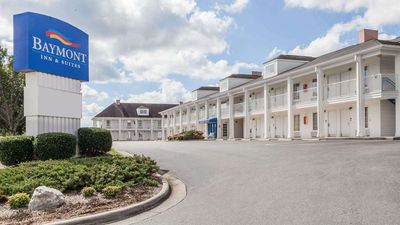 Baymont Inn & Suites, Hickory