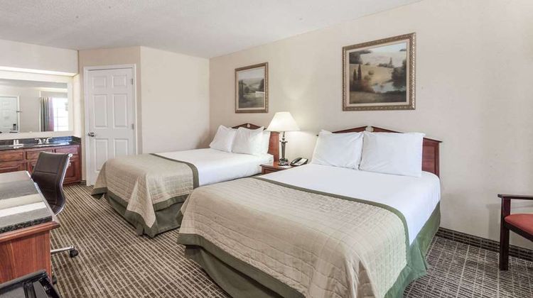 Baymont Inn & Suites, Hickory Room