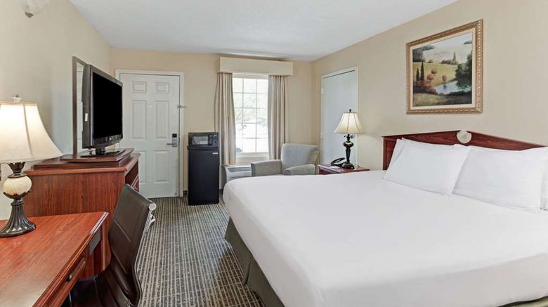 <b>Baymont Inn & Suites Sanford Room</b>. Images powered by <a href="https://iceportal.shijigroup.com/" title="IcePortal" target="_blank">IcePortal</a>.