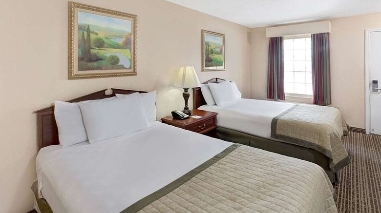 <b>Baymont Inn & Suites Sanford Room</b>. Images powered by <a href="https://iceportal.shijigroup.com/" title="IcePortal" target="_blank">IcePortal</a>.