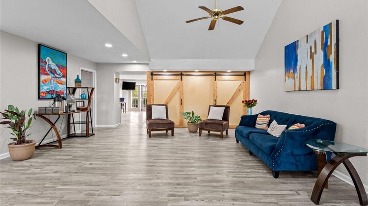 Baymont Inn & Suites Sanford Lobby