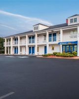 Baymont Inn & Suites Sanford