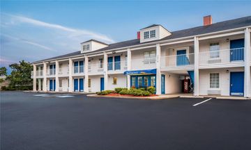 Baymont Inn & Suites Sanford