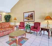 Baymont Inn & Suites Smithfield Lobby