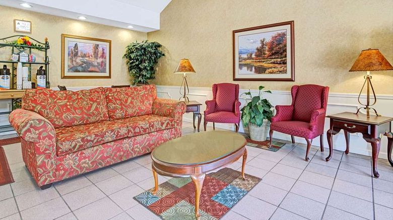<b>Baymont Inn & Suites Smithfield Lobby</b>. Images powered by <a href="https://iceportal.shijigroup.com/" title="IcePortal" target="_blank">IcePortal</a>.
