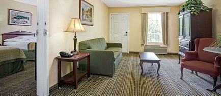 Baymont Inn & Suites Smithfield Lobby