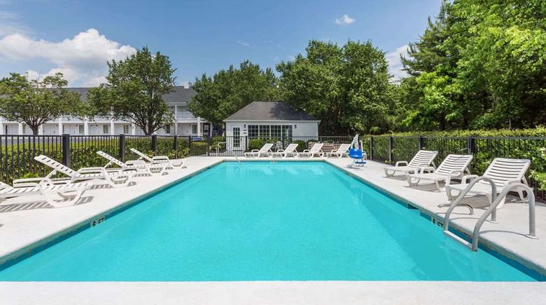 <b>Baymont Inn & Suites Anderson Clemson Pool</b>. Images powered by <a href="https://iceportal.shijigroup.com/" title="IcePortal" target="_blank">IcePortal</a>.
