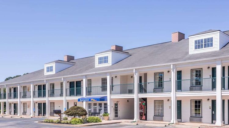 Baymont Inn & Suites, Duncan Exterior